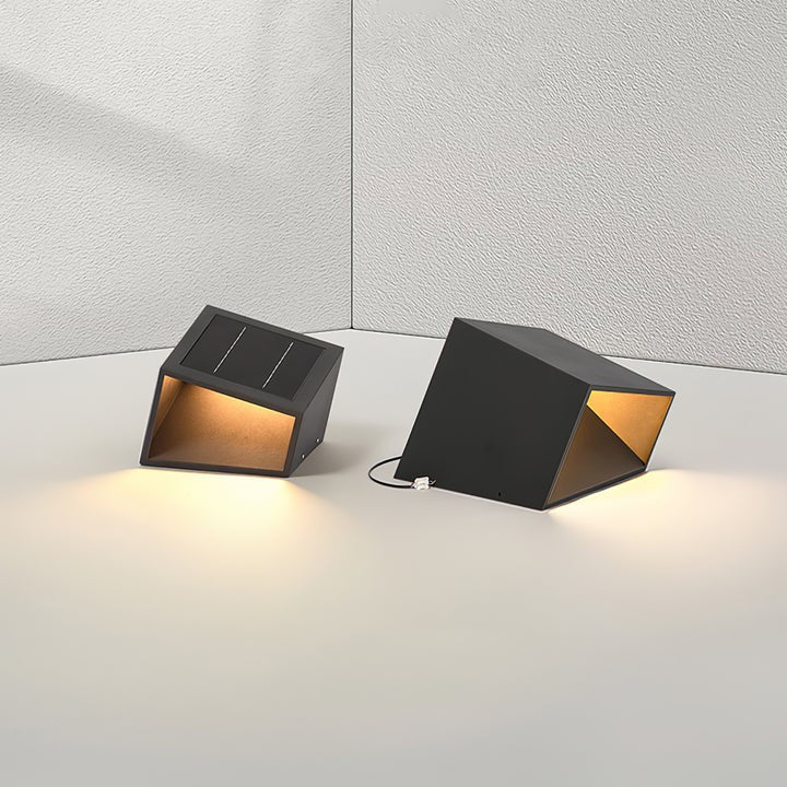 Solar Cube Garden LED Outdoor Lamp